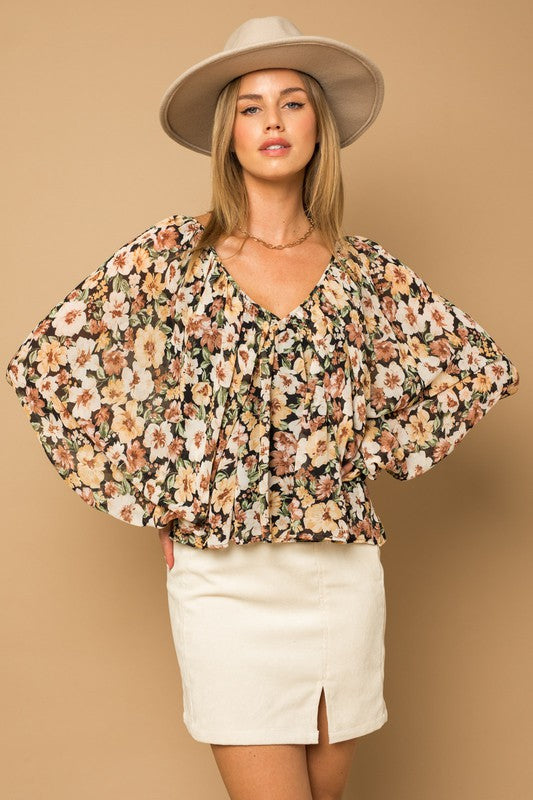 L/S V-Neck Shirring Floral Print Top