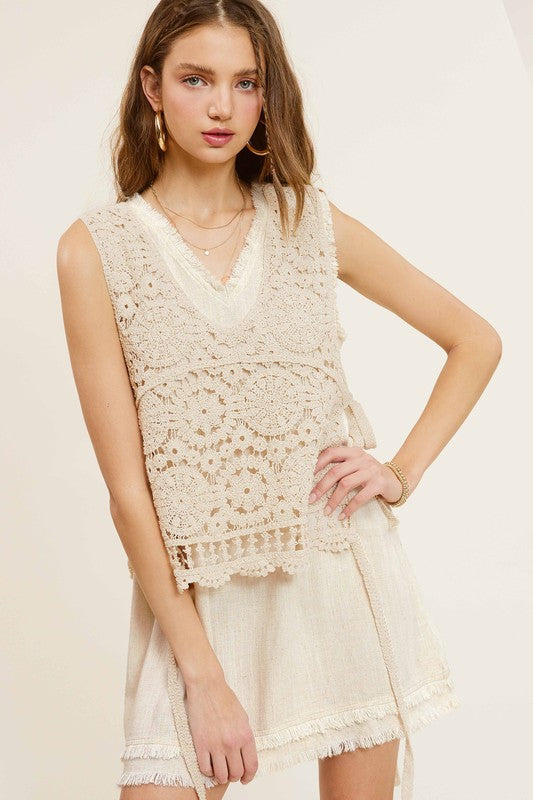 Self Side Tie Detailed Crochet Vest Top