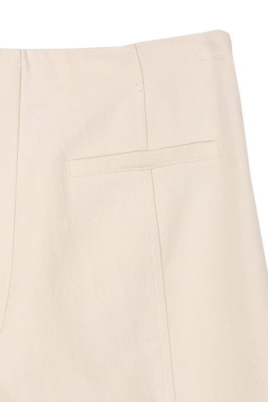 Linen shorts